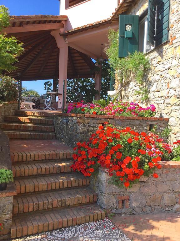 B&B Le Palme Ameglia Buitenkant foto