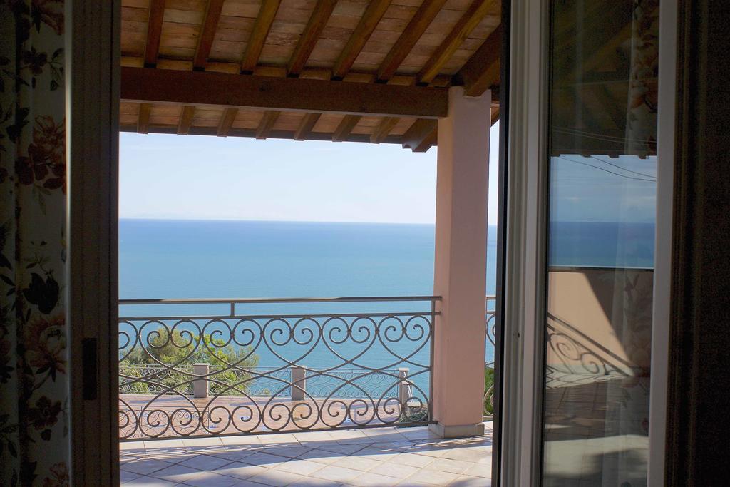 B&B Le Palme Ameglia Buitenkant foto